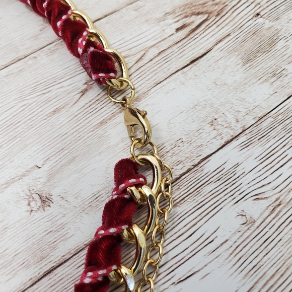 Vintage Beaded Pendant Necklace - Picture 6 of 10